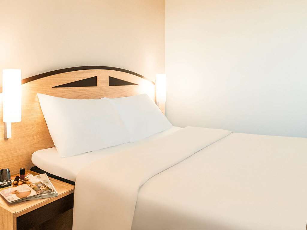 Ibis Bradford Shipley Hotel Room photo